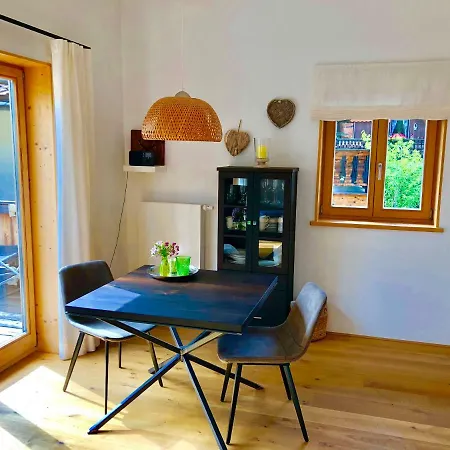 Springer Apartment *
